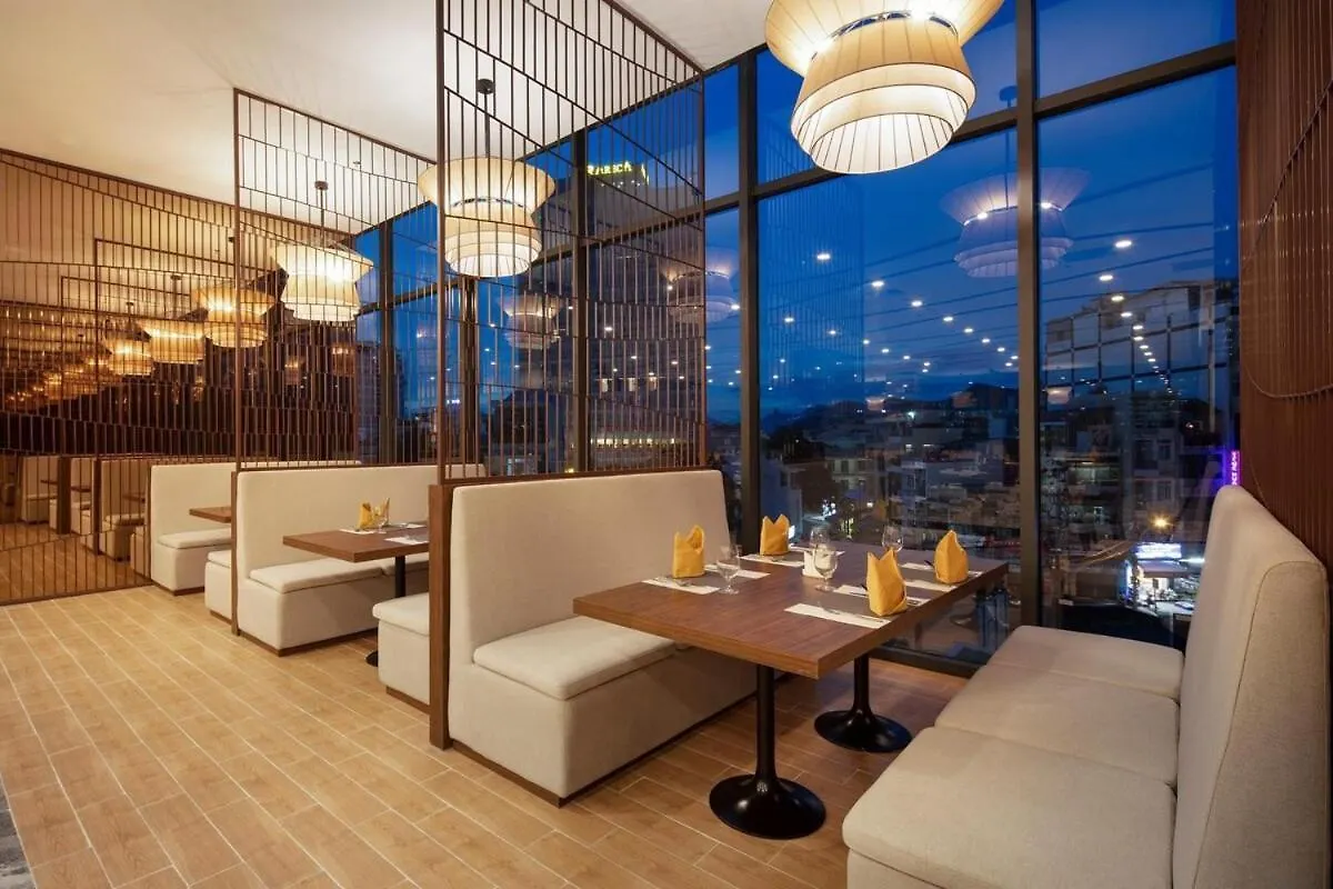 3Br Sea View Bathtub With Sea View - Dqua Hotel نها ترانج 0*,  فيتنام